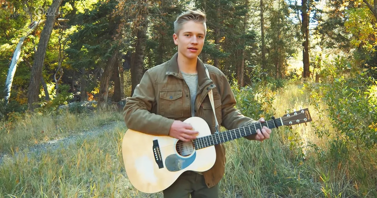 14-Year-Old Dedicates 'This Uniform's for You' to Military Dads