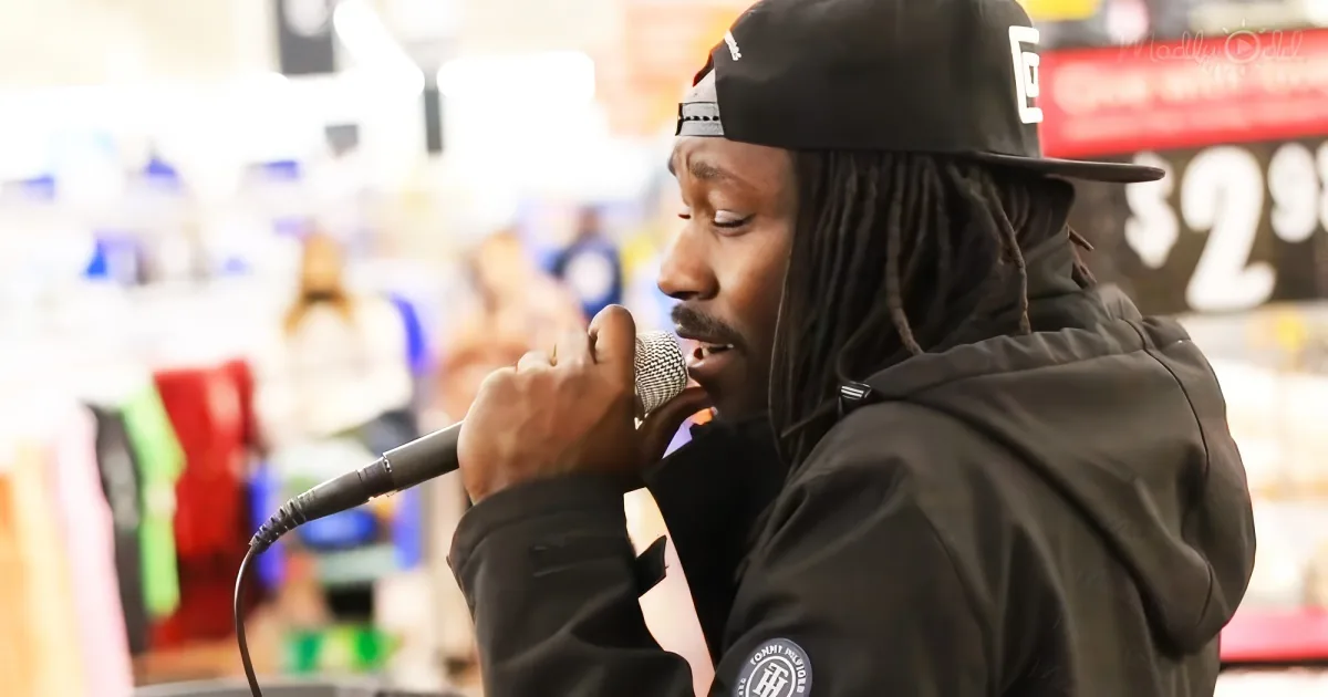 Unchained Melody’ performance at Walmart