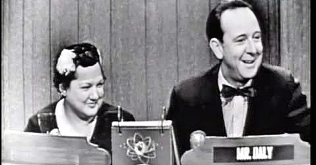 Jerry Lewis Jokingly Blurts out Contestant's Unusual Profession, and He's Right