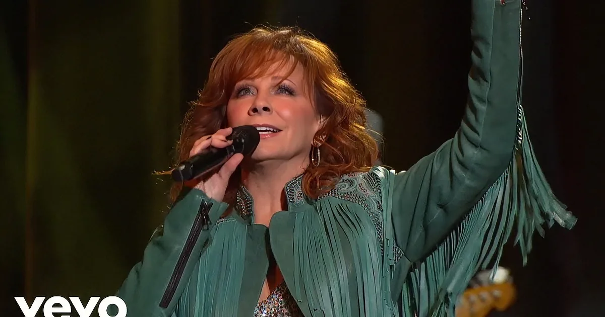 Reba Sings a Beautiful Rendition of ''Back to God''