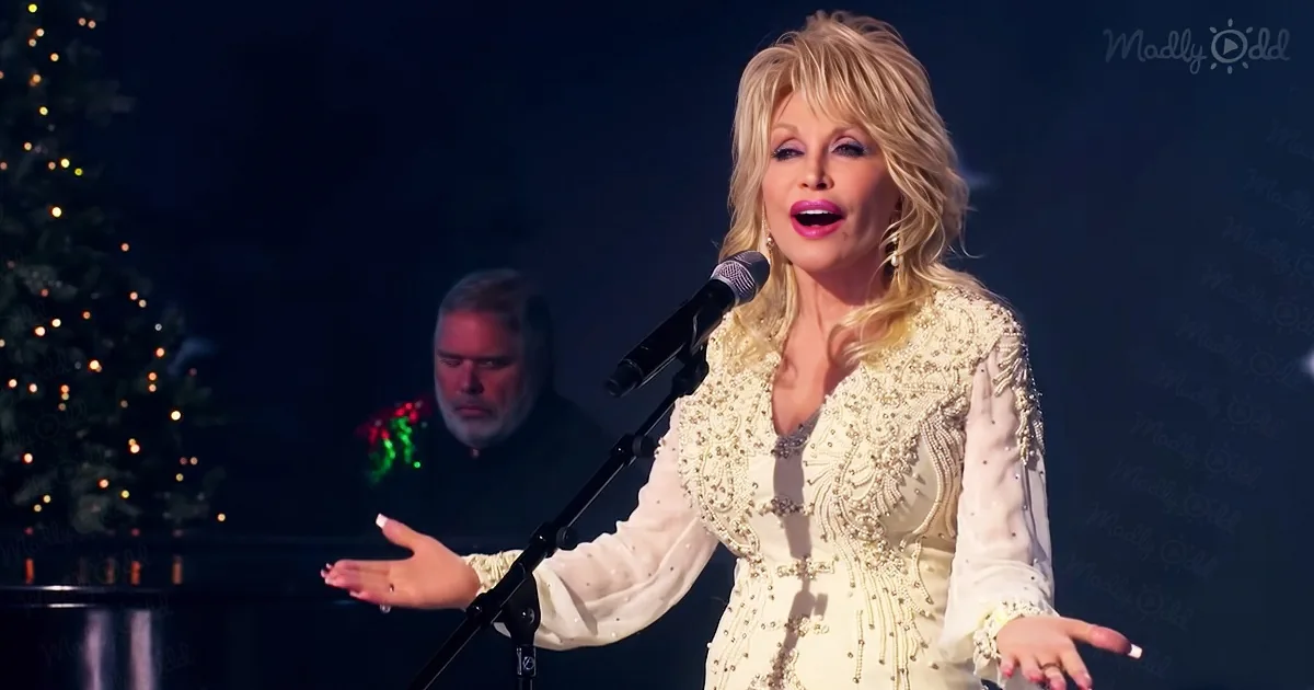 Dolly Parton Sings a Chilling Rendition of ''Mary Did You Know?''