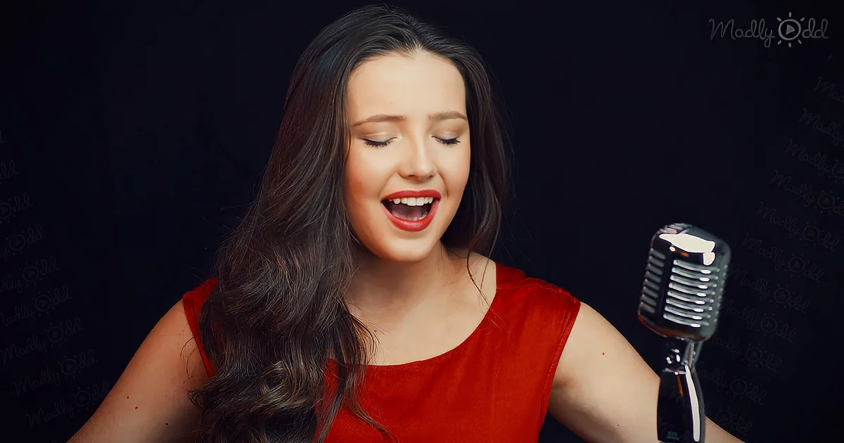 Insanely Talented ''Voice Kids'' Superstar Sings ''At Last'' by Etta James
