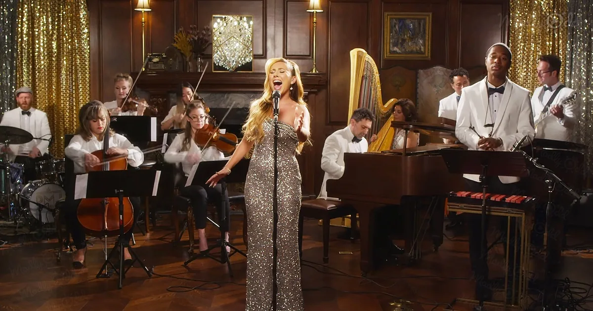 This Sultry Rendition of ''Don''t Speak'' Would Make the Perfect ''James Bond'' Theme Song