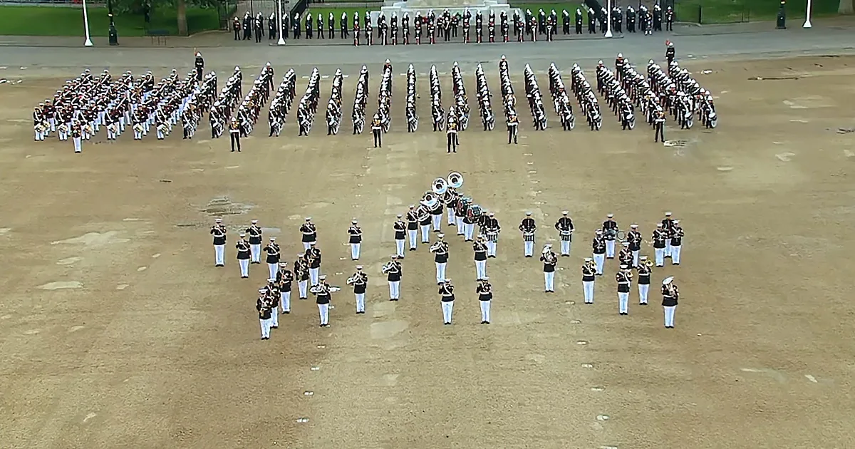Patriotic Moment Marine Band Majestically Performs 'Stars and Stripes Forever'