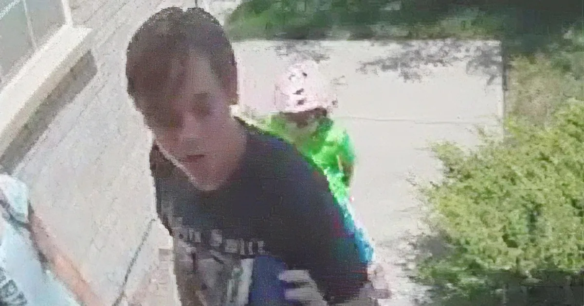 Honest Kids Jump Through Hoops to Return Lost Wallet With $700 Cash