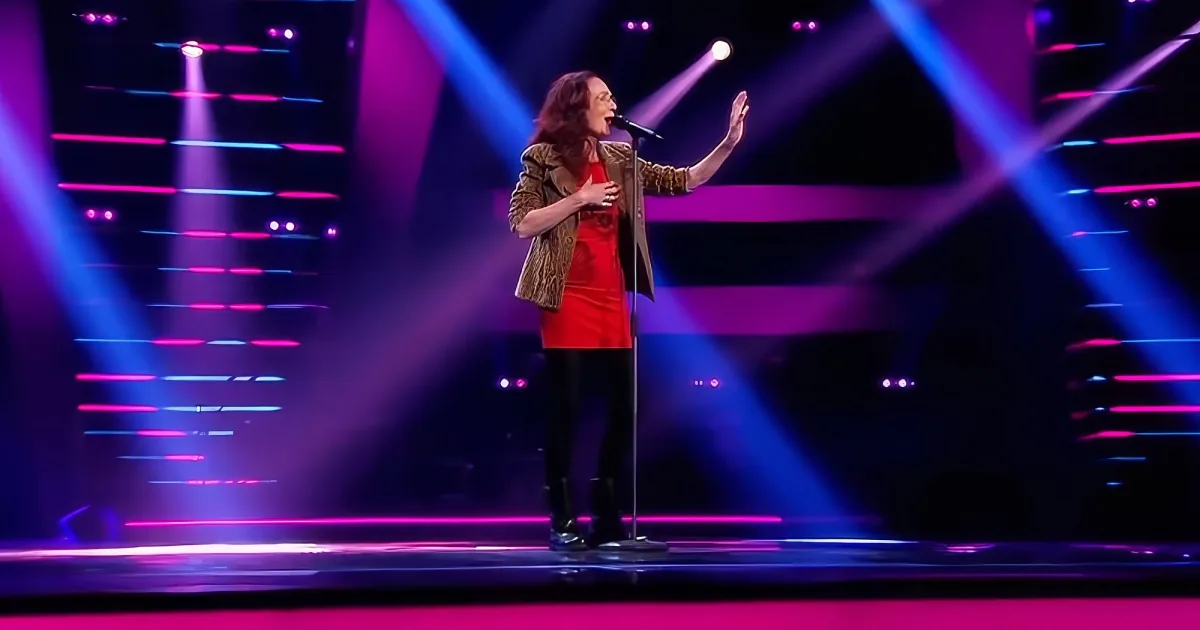 Senior woman singing on "The Voice Senior"