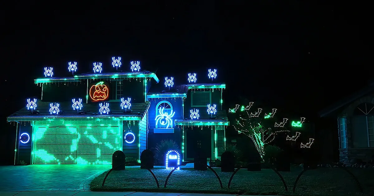 Homeowner''s Incredible Halloween Light Show Attracts Thousands to Support Local Shelter