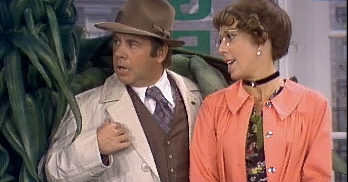Carol Burnett's 'Green Thumb' Skit Is the Greatest of All Comedy Cut-Ups!