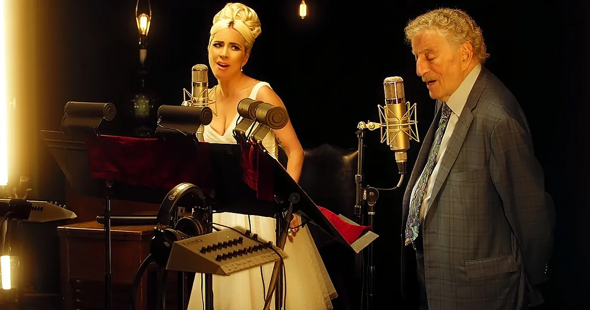 Tony Bennett & Lady Gaga Glow as They Sing ''I''ve Got You Under My Skin''