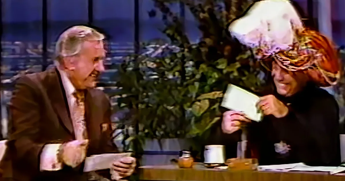 Johnny Carson as Carnac the Magnificent