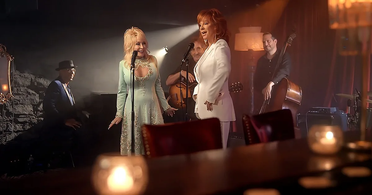 For the First Time in History, Reba McEntire and Dolly Parton Perform Together