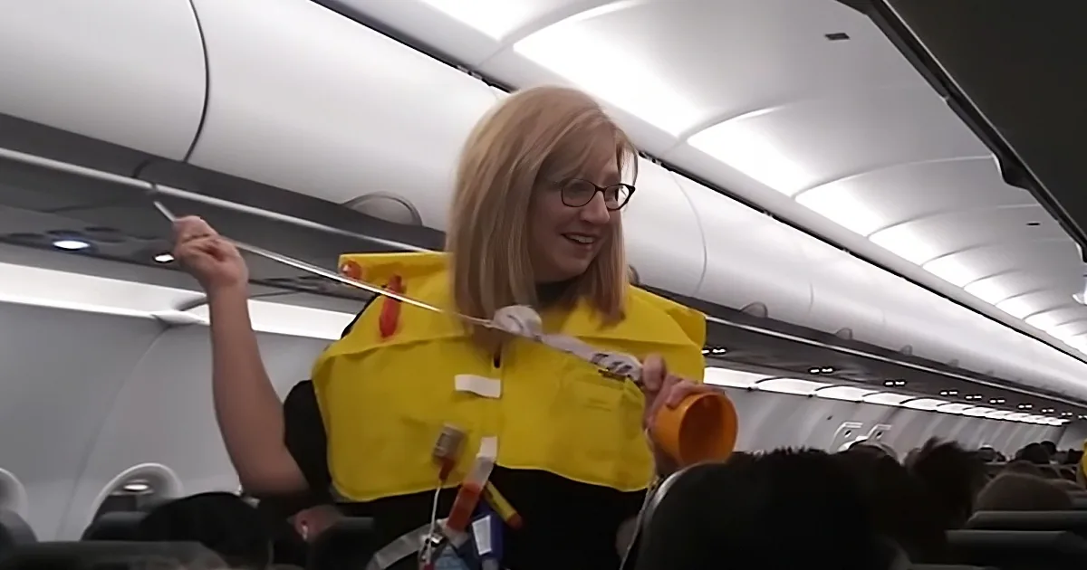 World's Funniest Flight Attendant Has Passengers Roaring With Laughter