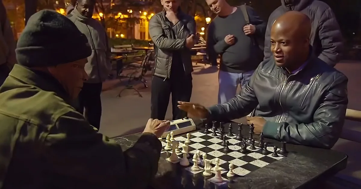 Chess Hustler Tries and Fails to Cheat a Chess Grandmaster