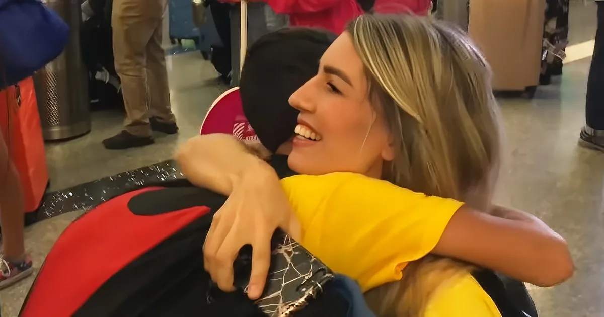 Orphaned kid Orphaned kid breaks down in tears