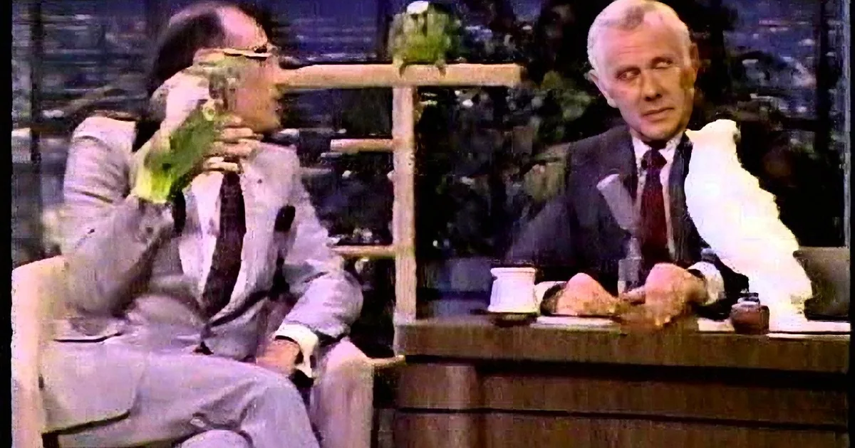 Johnny Carson Has Hilarious Interactions With Birds on 'The Tonight Show'