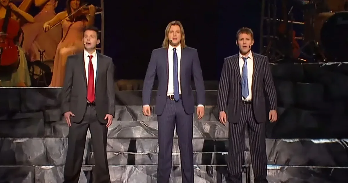 Trio Perform ''Hallelujah'' in Stunning Orchestral Rendition