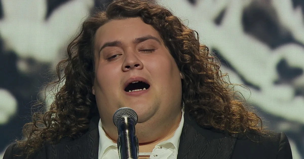Jonathan Antoine Gives Mesmerizing Performance of the Godfather Theme 'Parla Piu Piano'