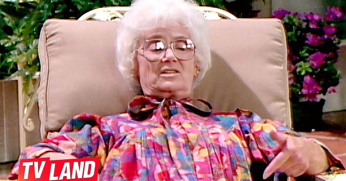 ''Golden Girls'' Enjoy a Lazy Sunday in Rib-Tickling Video
