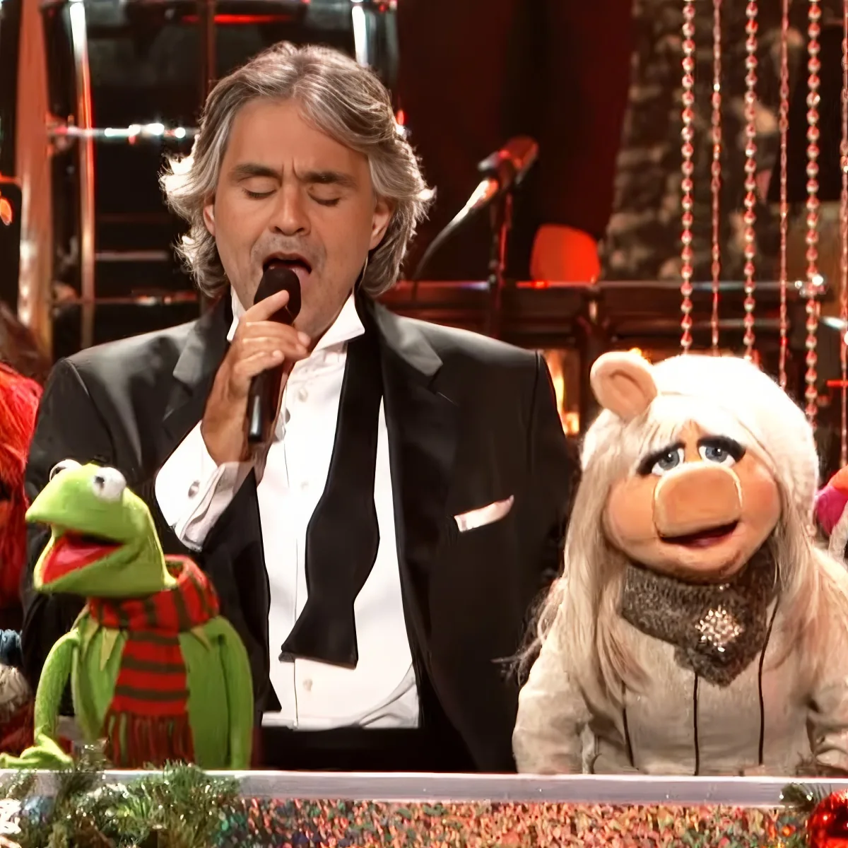 Andrea Bocelli and the Muppets