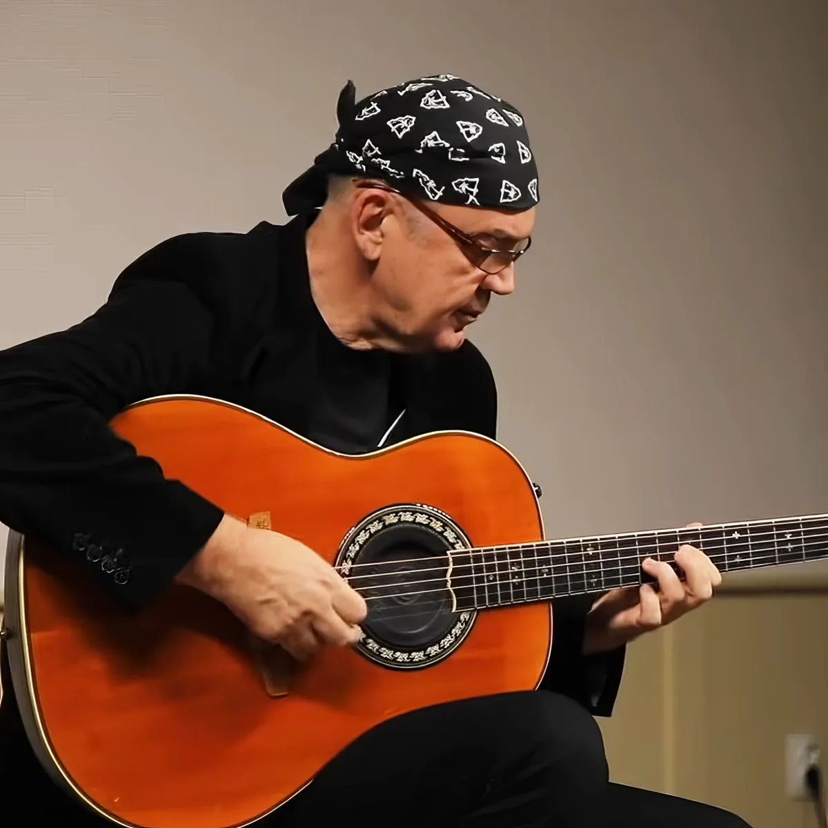 Man playing guitar