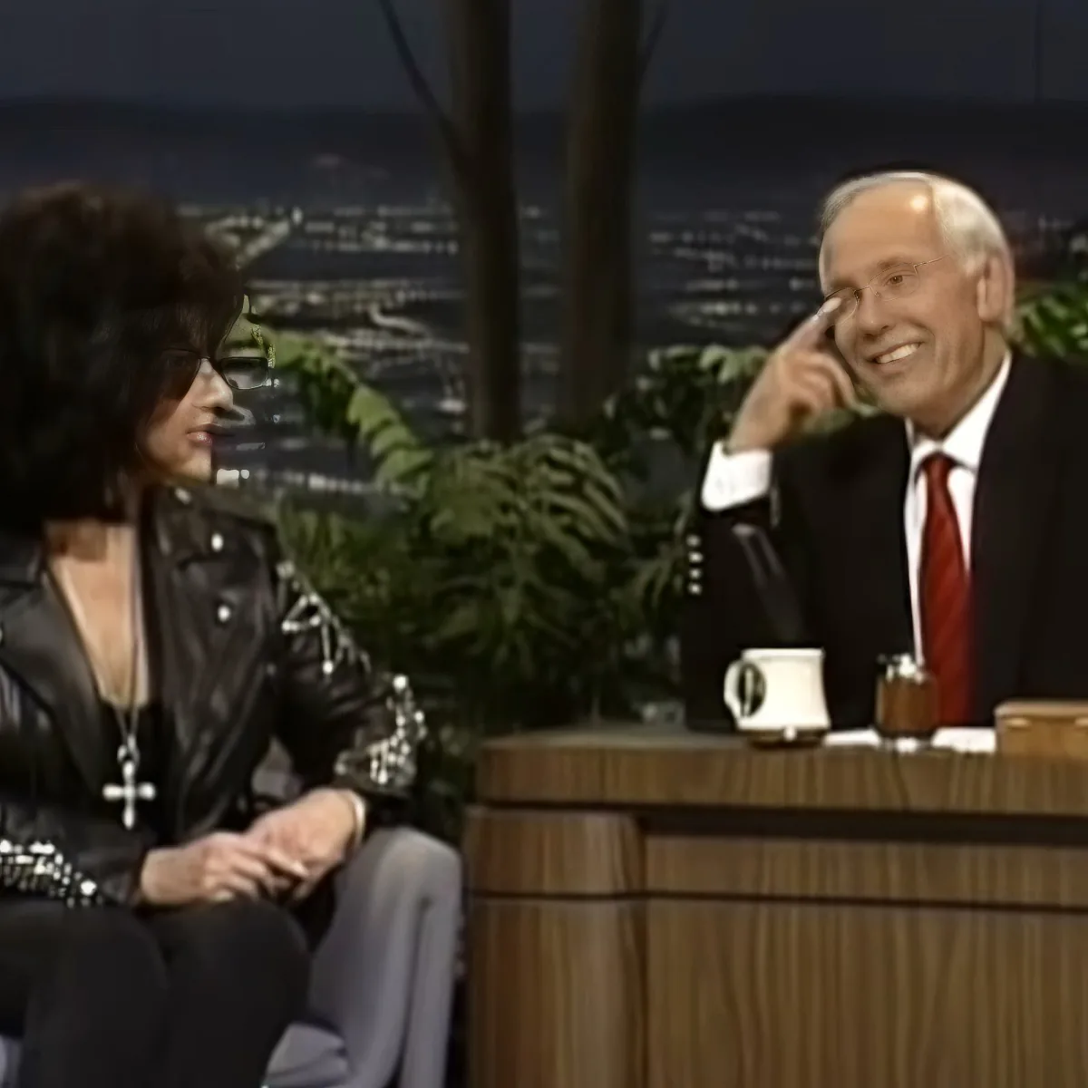 Elizabeth Taylor and Johnny Carson