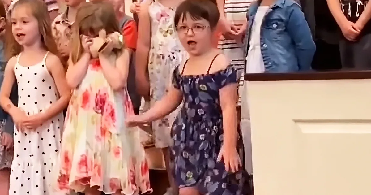 5-Year-Old Girl Makes Parents Laugh With Her Adorably Hilarious Dance Moves