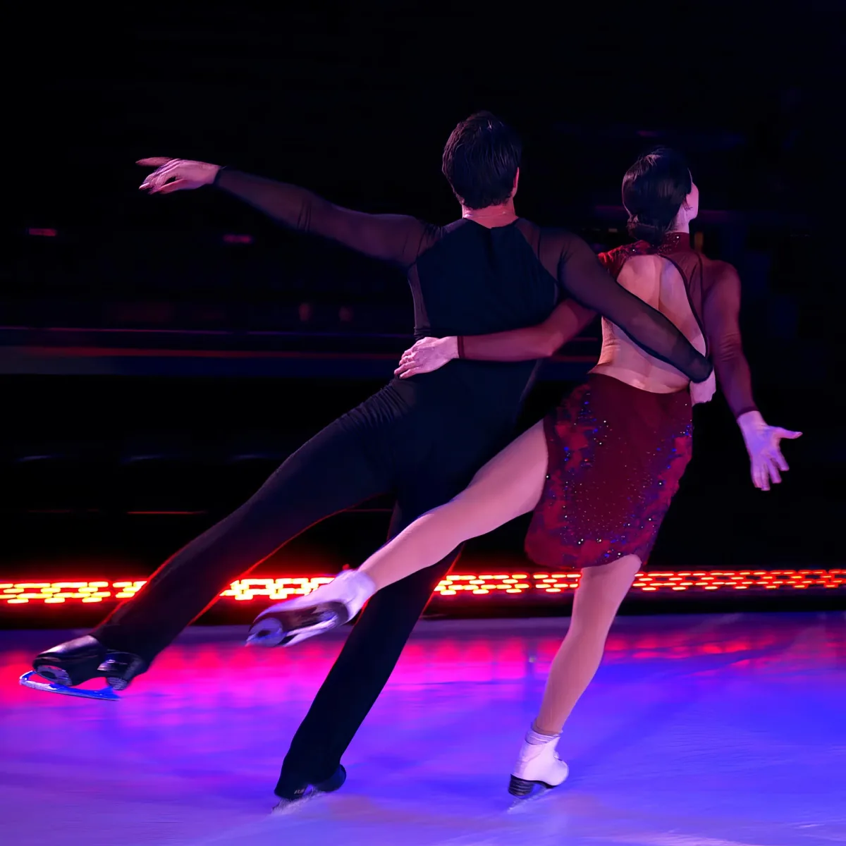 Scott Moir and Tessa Virtue
