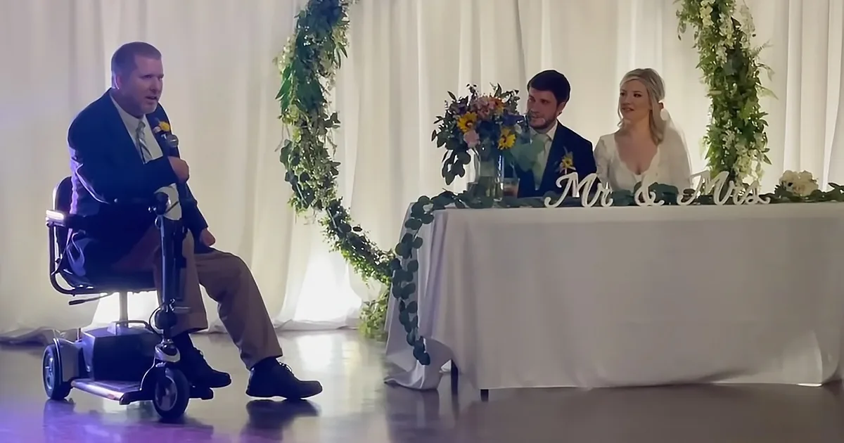 Dad Surprises Bride by Singing 'My Little Girl' by Tim McGraw at Wedding