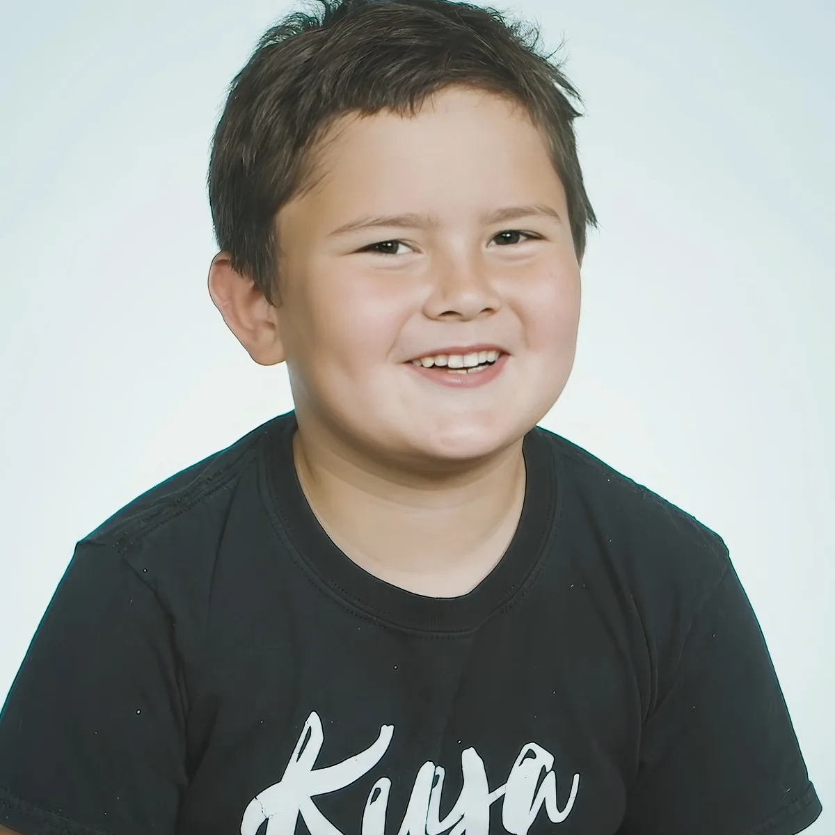 Kid sharing hilarious jokes