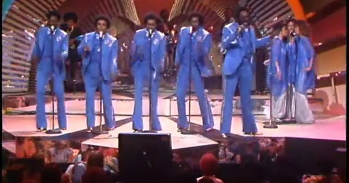 The Spinners Bring the Soul With This Performance of ''Rubberband Man''
