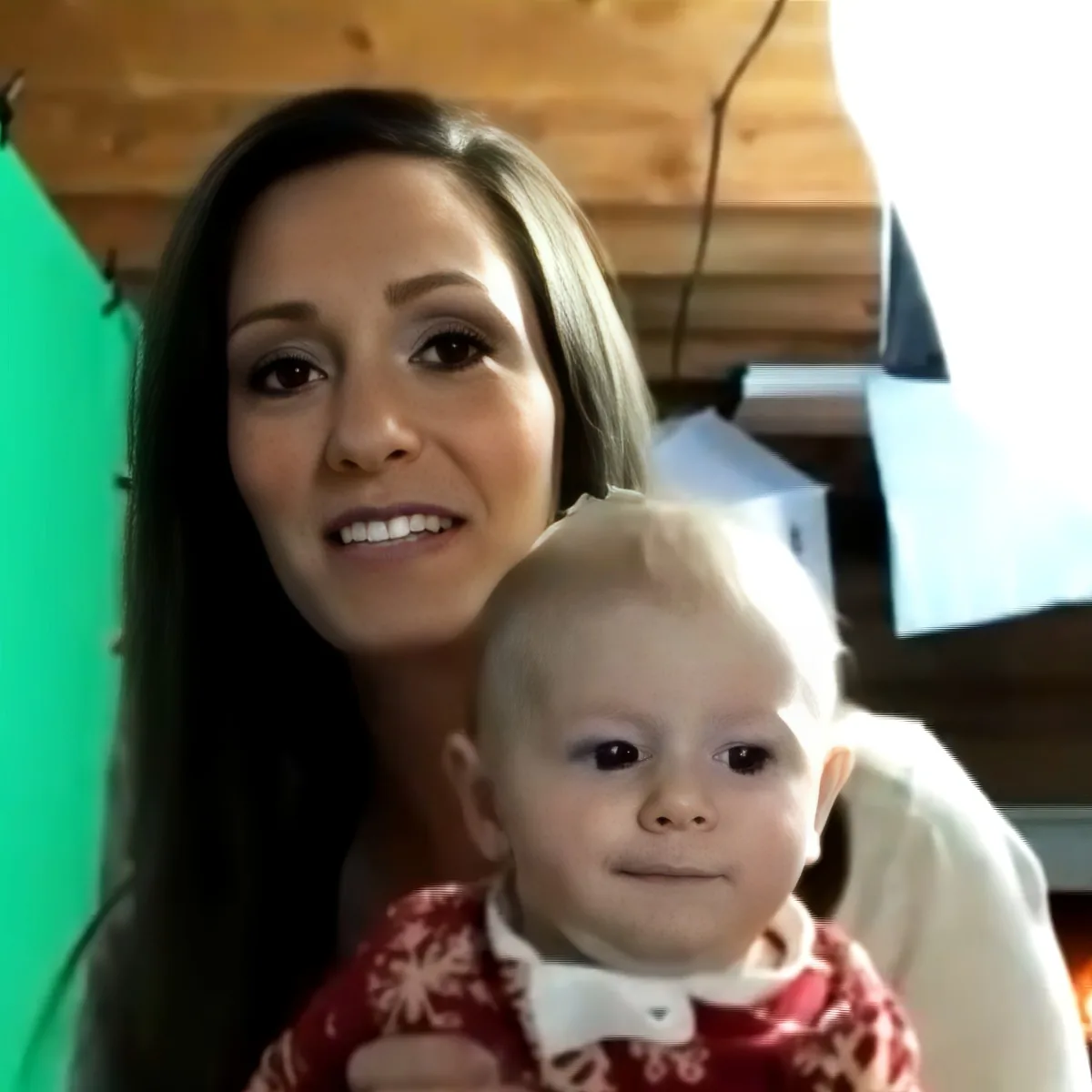 Toddler debut appearance as meteorologist