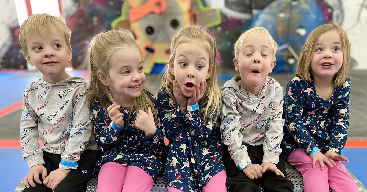 Life With 5 Quintuplets and a Rockin' Dance Party