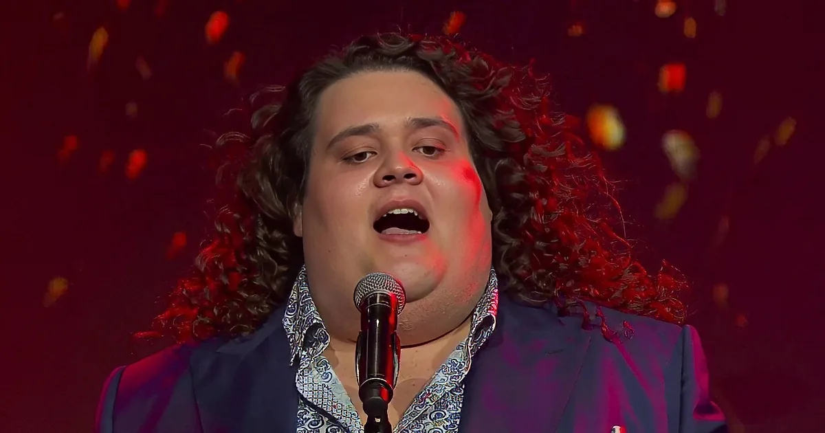 Jonathan Antoine Sings ''Mulan''s'' ''I''ll Make a Man out of You'' in Epic Performance