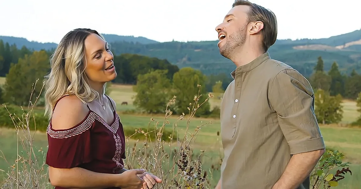 Evynne & Peter Hollens