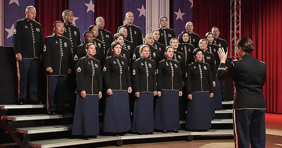 ''The Soldiers'' Chorus of the United States Army Field Band Performs ''America: My Country, ''Tis of Thee''''