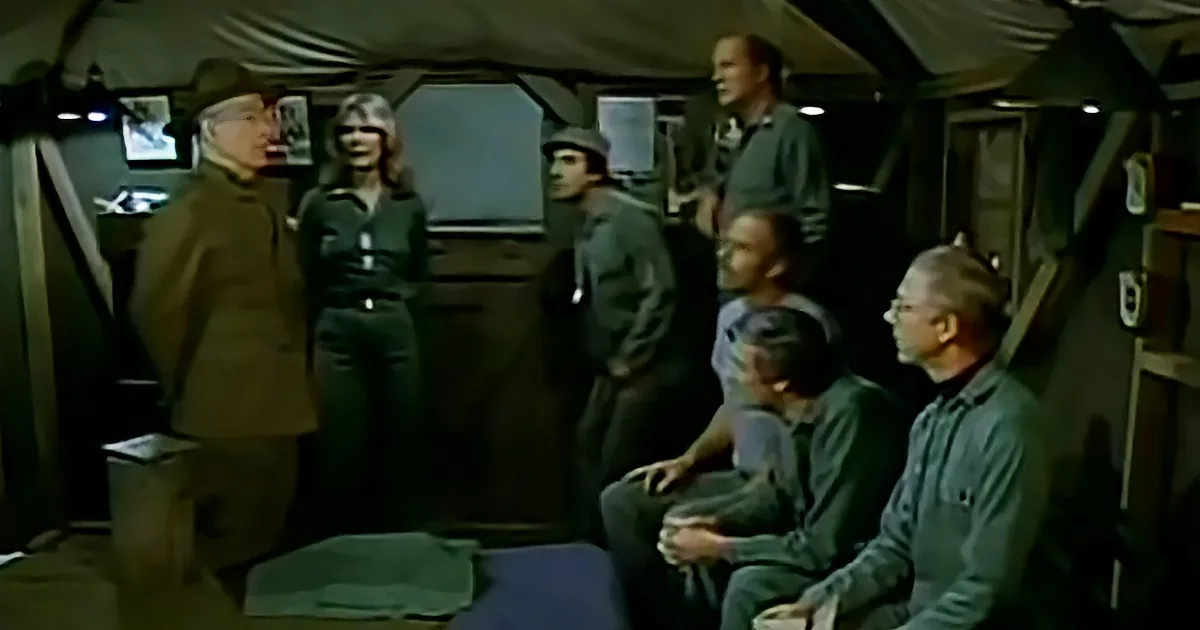 Emotional 'Mash' Scene as the Colonel Salutes His Fallen Friends