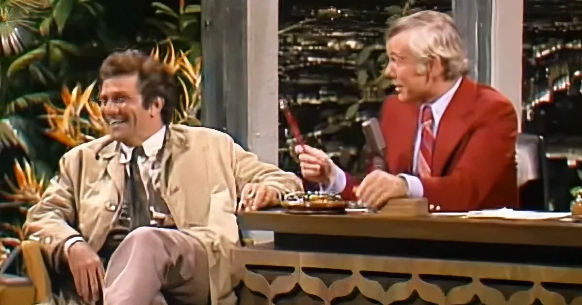 Johnny Carson and Peter Faulk