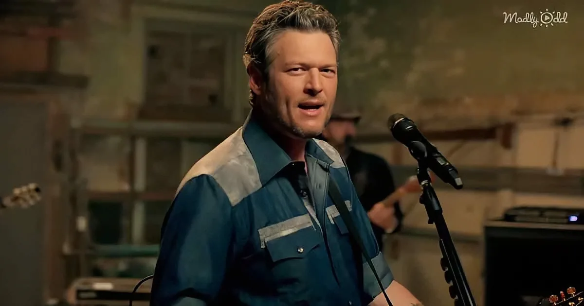Blake Shelton Takes Us to School With 'She's Got a Way With Words'