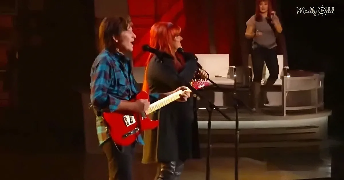 Wynonna Judd and John Fogerty