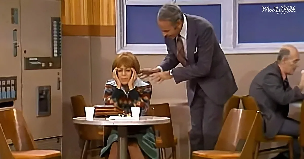Carol Burnett and Vicki Lawrence
