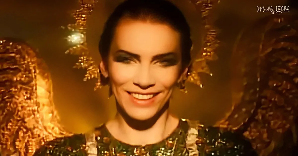 Annie Lennox''s Extraordinary Voice Wows in ''Precious'' 1992 Music Video