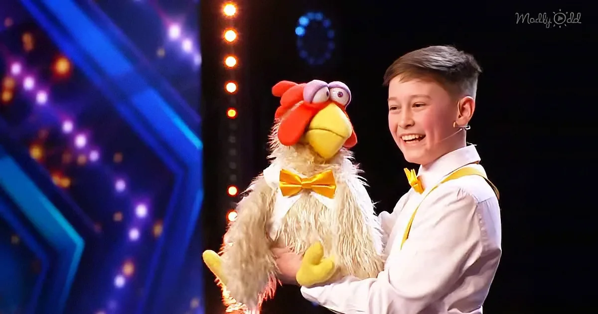 Jamie Leahey & his cheeky hen on AGT