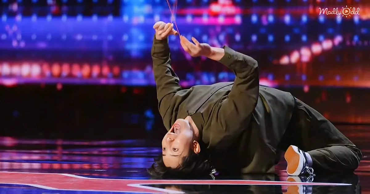 Shu Takada performing on AGT