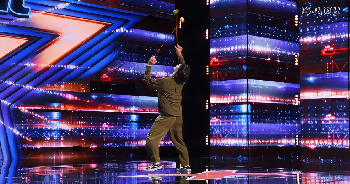 Shu Takada performing on AGT