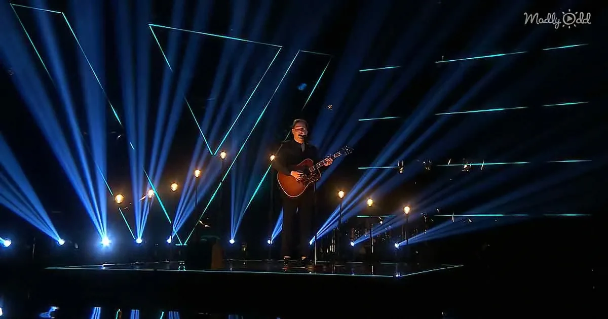 Jørgen Dahl Moe singing on The Voice