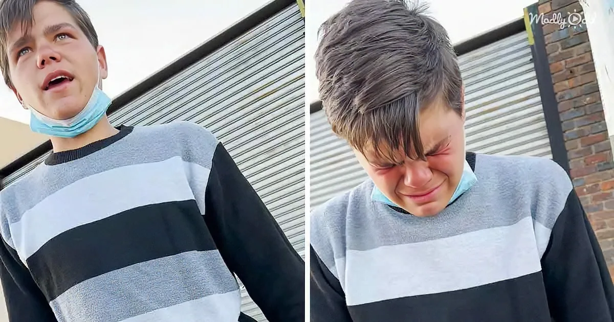 A Hard-Working Boy Was Cleaning Cars. the Way He Was Treated Made Him Cry