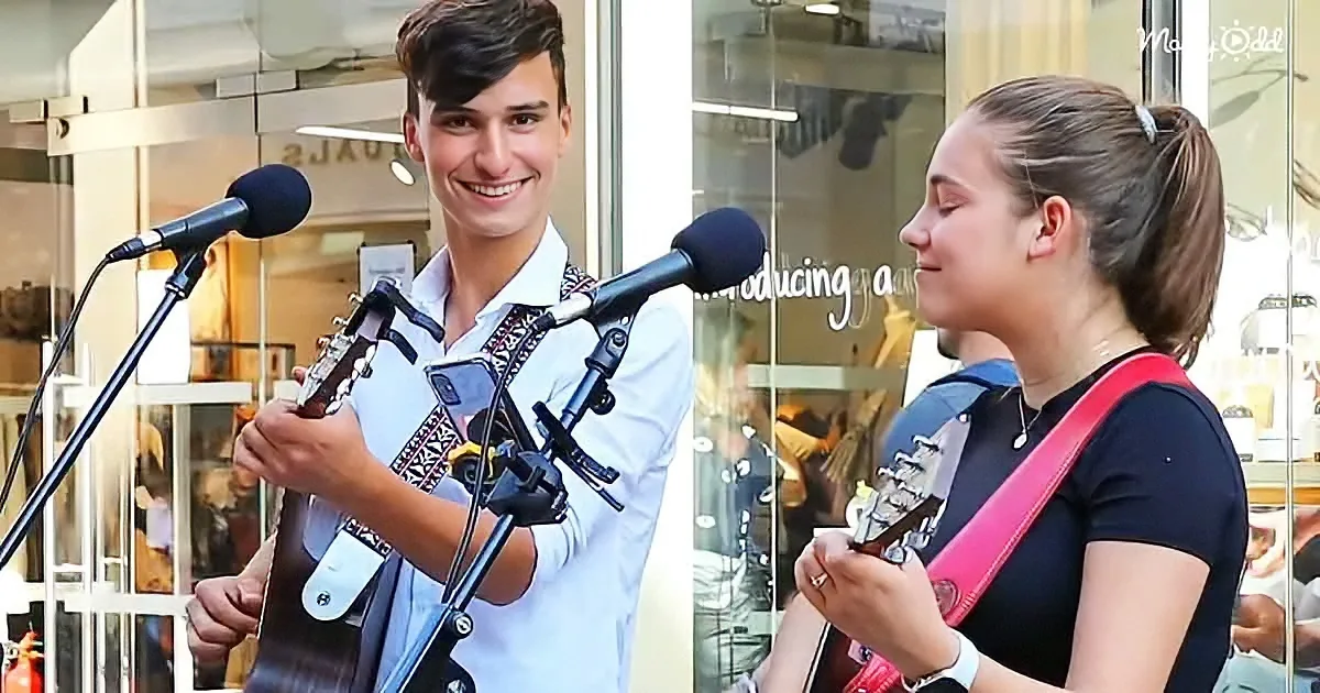Allie Sherlock street performance - "Unchained Melody" duet