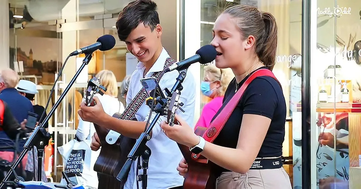 Allie Sherlock Street Performance - "Unchained Melody" duet