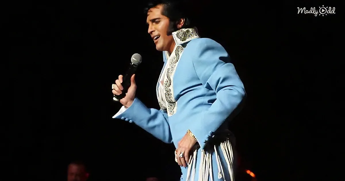 Spot-on impression of Elvis Presley by Dean Z