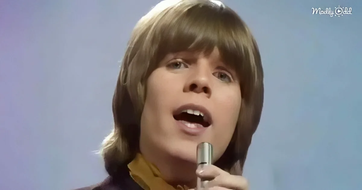 ''Herman''s Hermits'' Lead Singer Peter Noone''s Solo Hit ''Oh, You Pretty Thing''